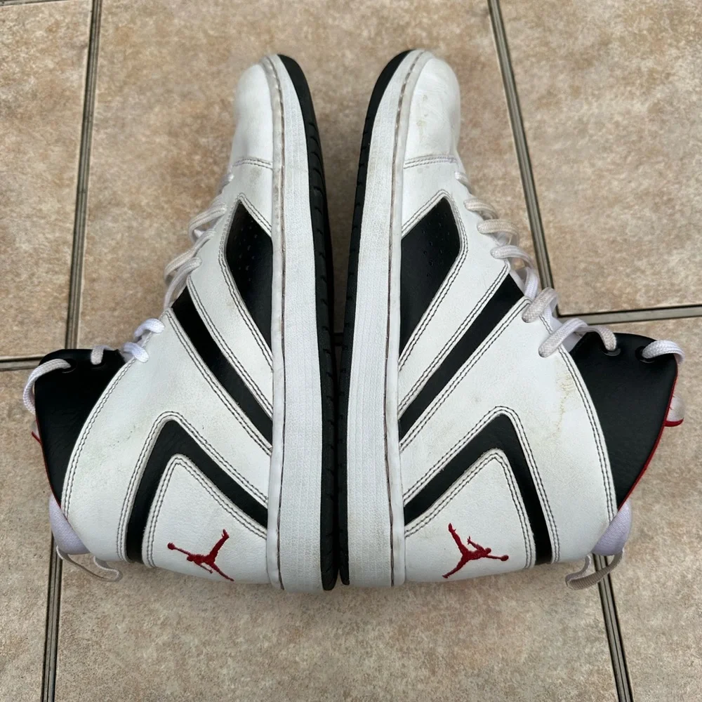 Air Jordan Jordan Flight Legend AA2526-112 - Men